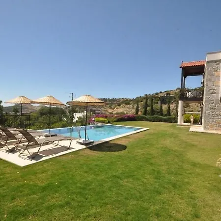 Mugla Sleeps 10 With Pool Air Con And Wifi Giris