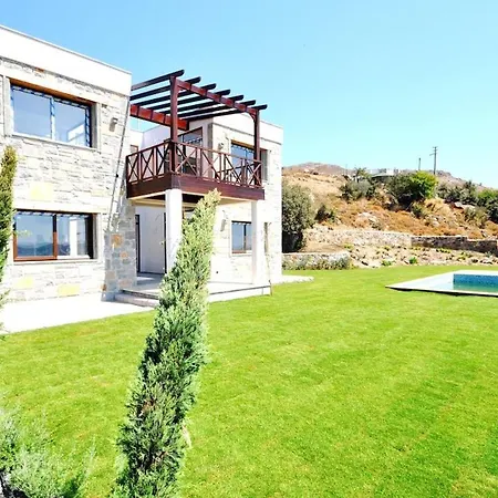 Villa Mugla Sleeps 10 With Pool Air Con And Wifi Giris